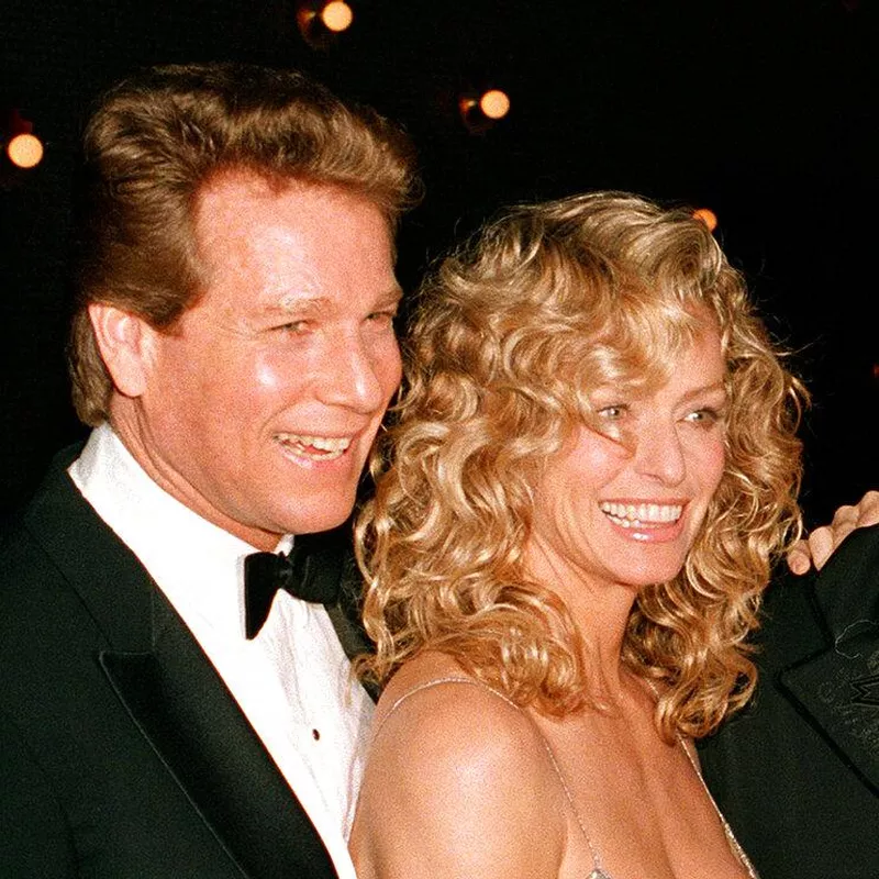 Farrah Fawcett, Ryan O'Neal 1989