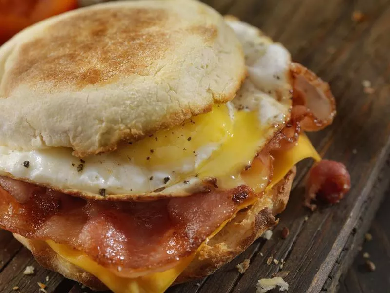 breakfast sandwich