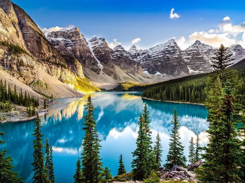 Landscape view of Morain Lake