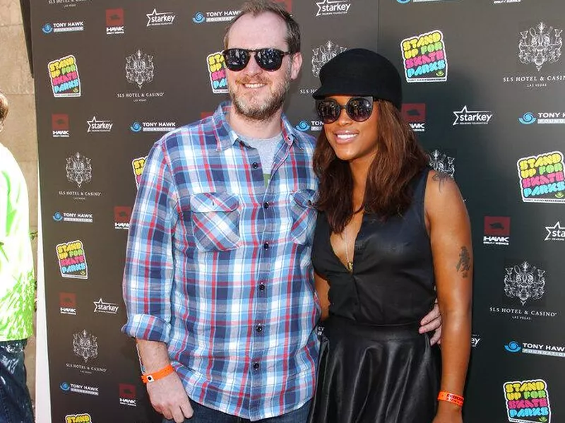 Eve, Maximillion Cooper