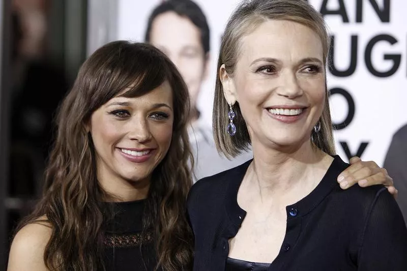 Rashida Jones and Peggy Lipton