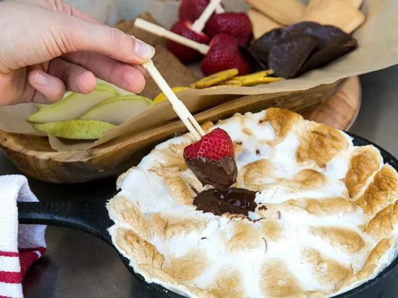 Kick S'moreover Dip