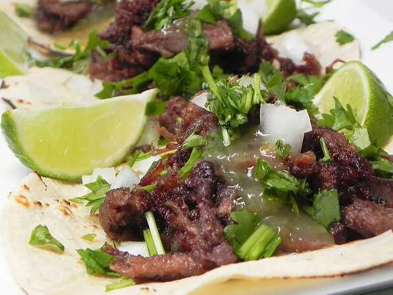 La lengua tacos