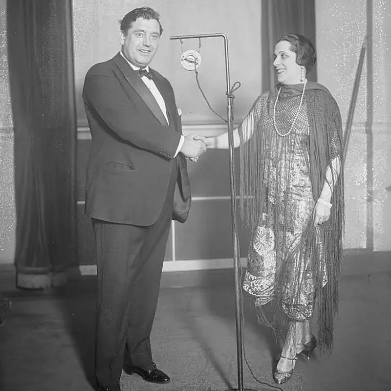 Lucrezia Bori in Fringe with John McCormack