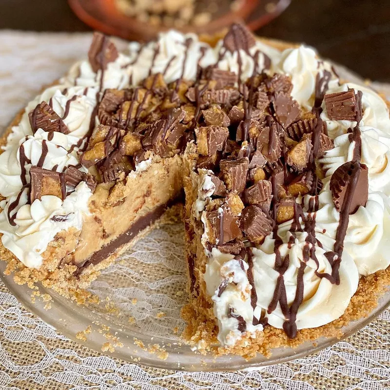 Peanut Butter Chocolate Pie