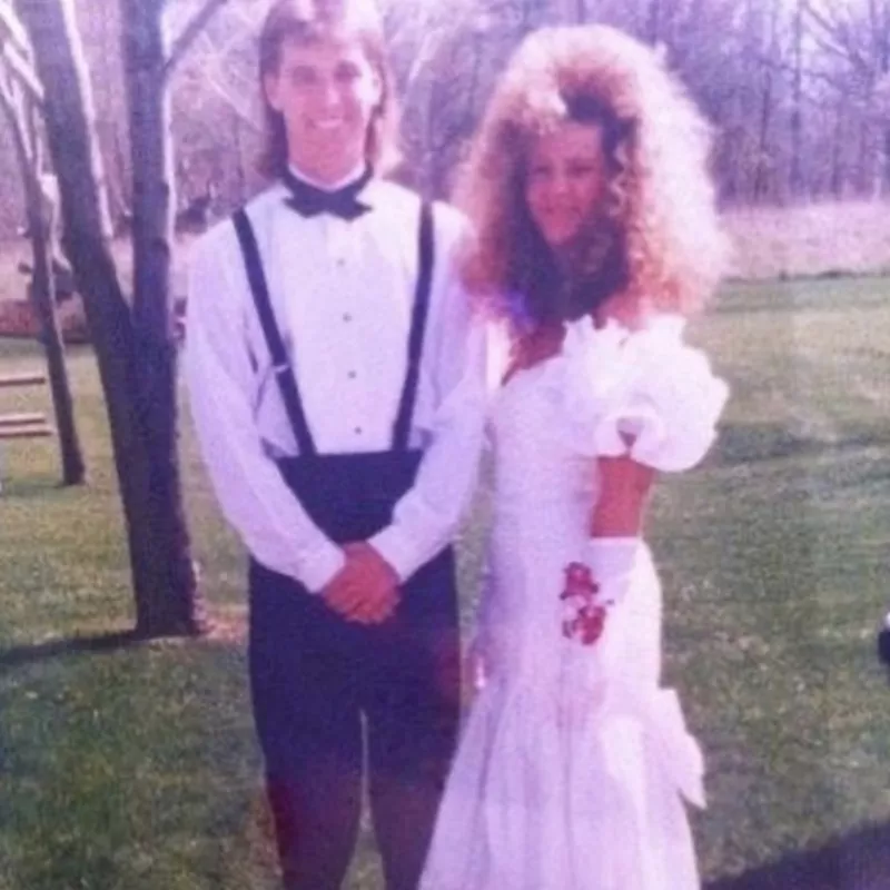 1980s prom