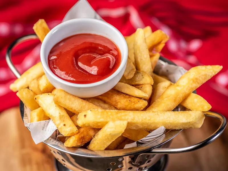 French Fries and Sauce