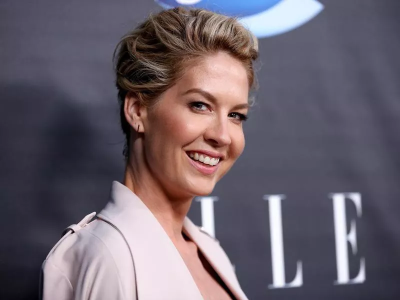 Jenna Elfman