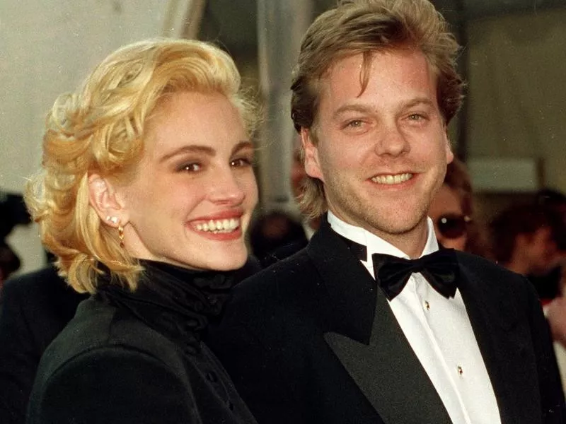 Julia Roberts and Kiefer Sutherland