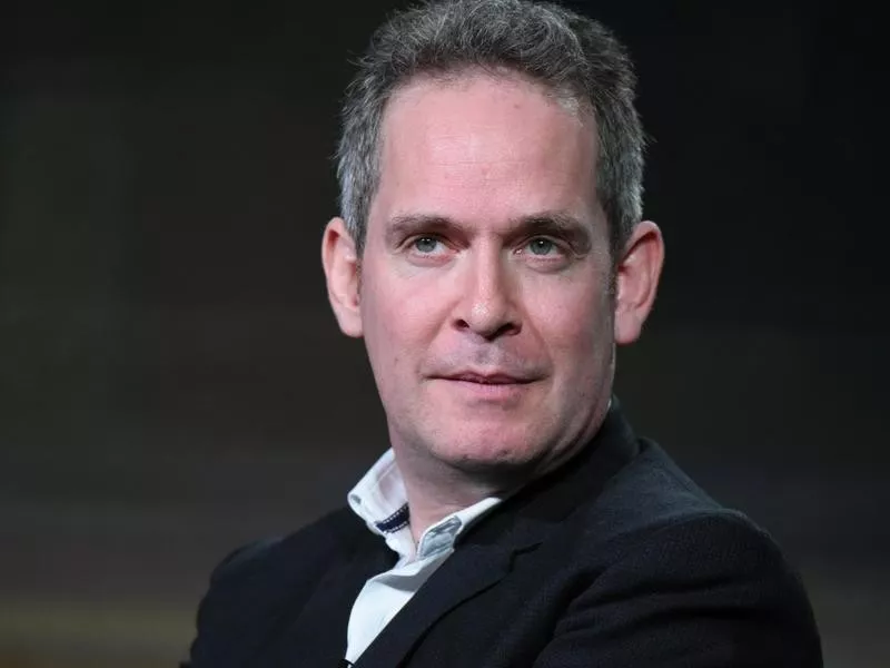 Tom Hollander