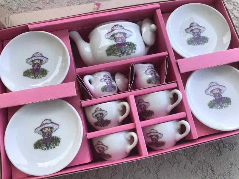 80s Strawberry Shortcake tea set