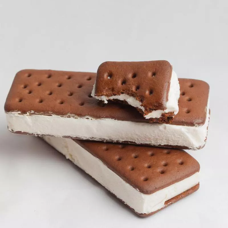 Ice cream sandwich