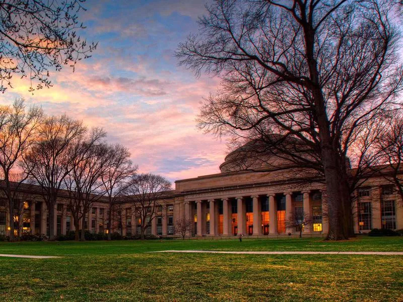 Massachusetts Institute of Technology