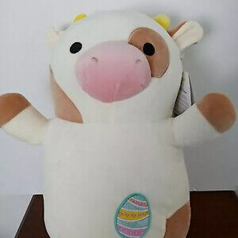 Drella the Cow Squishmallow