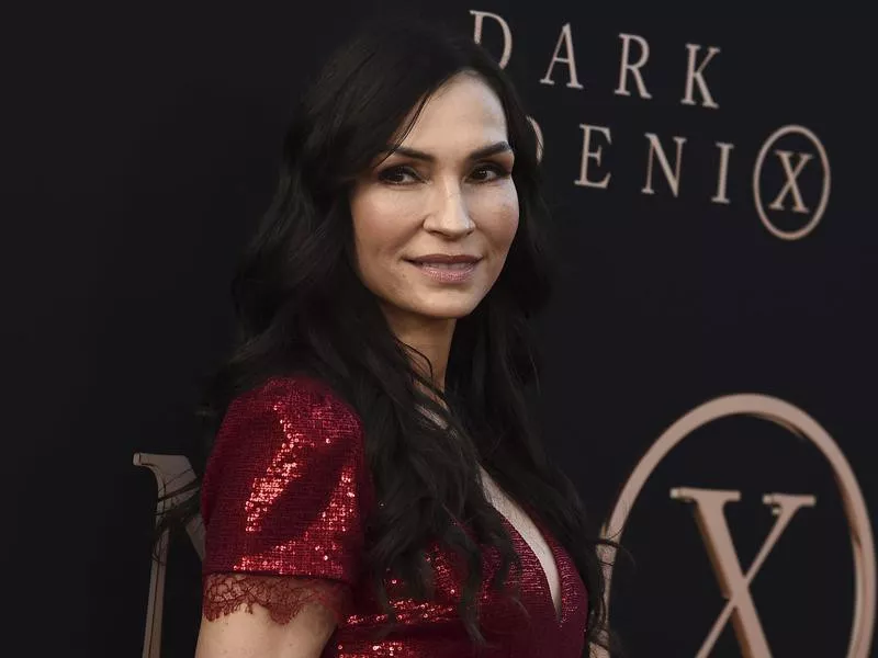 Famke Janssen