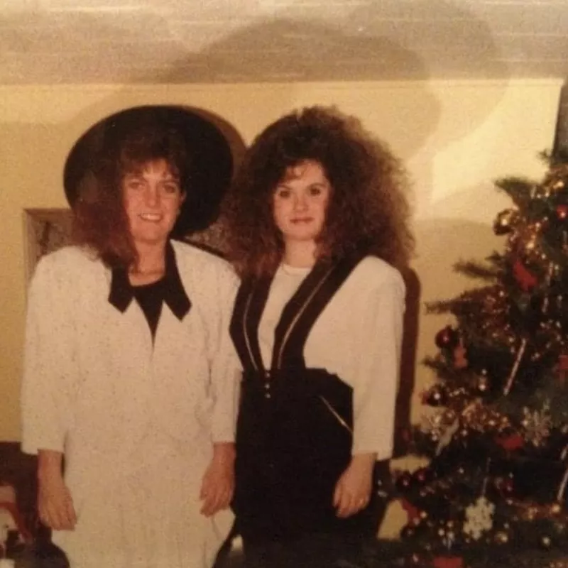 1980s Christmas hair