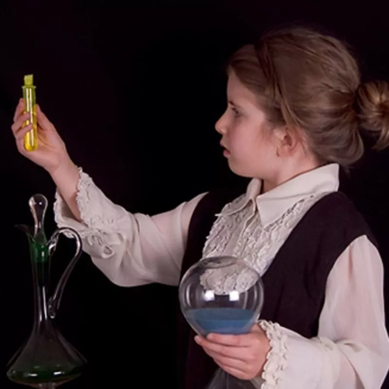 Marie Curie costume