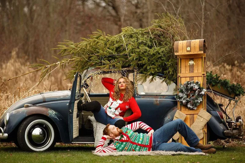 A couple's Christmas photo