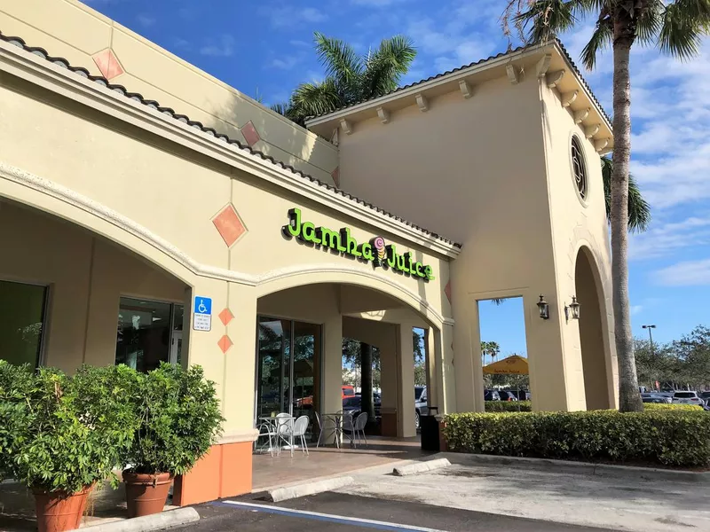 Jamba Juice restaurant storefront