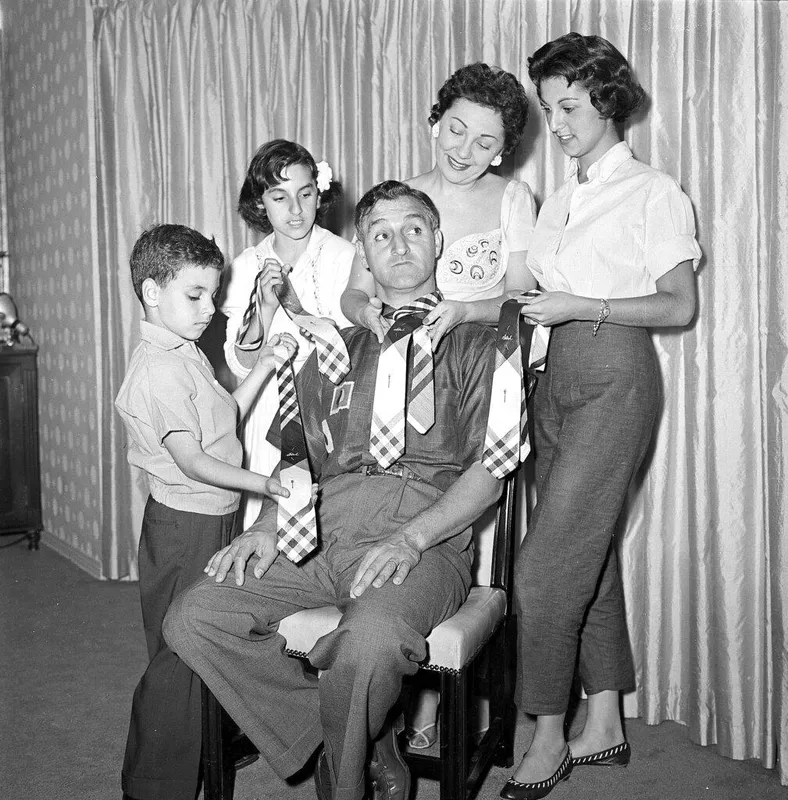 Danny Thomas with his Daughters and Wife