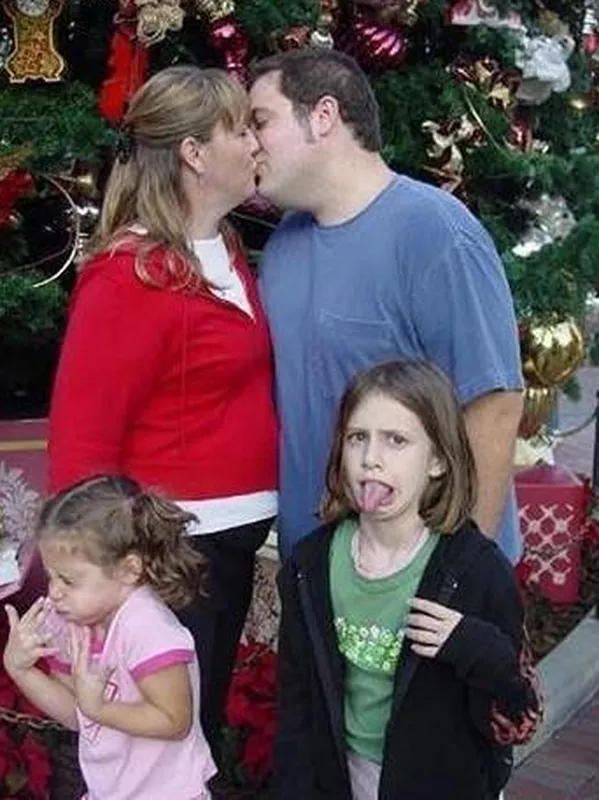 Kissing parents