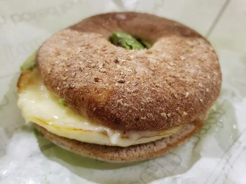 Au bon pain breakfast sandwich