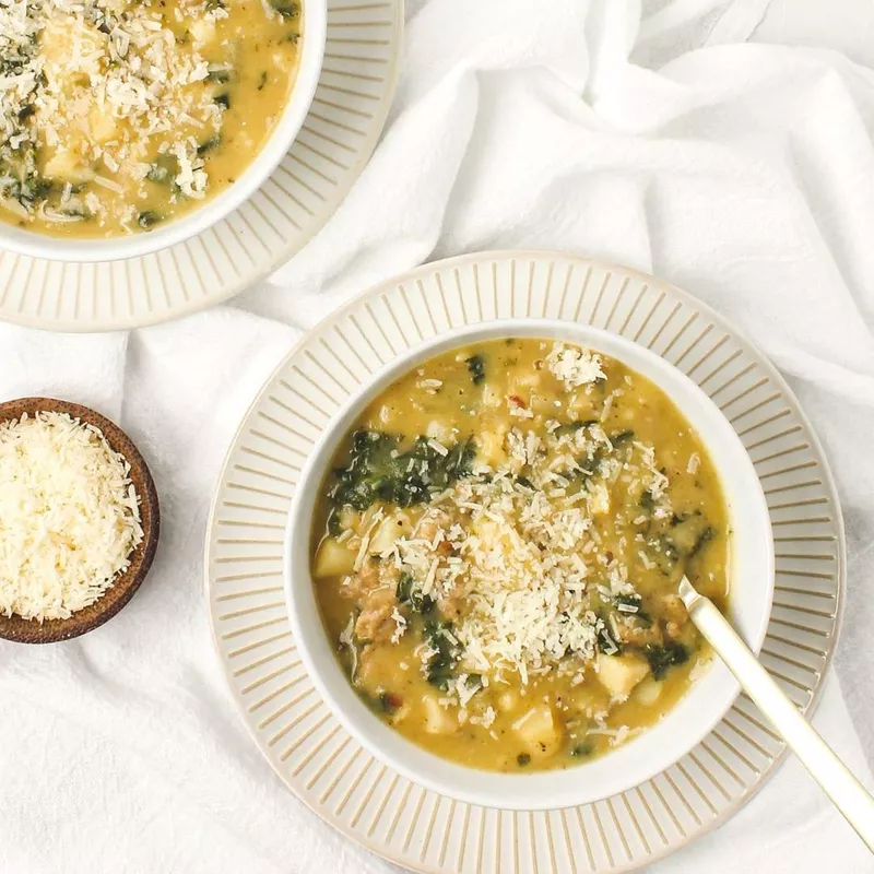 Creamy potato, sausage and kale soup