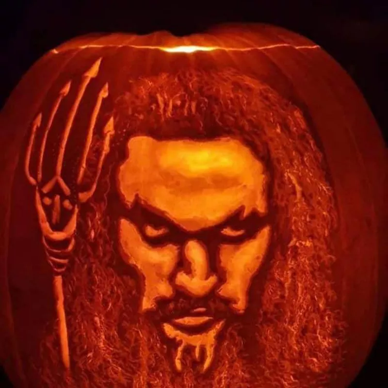 Aquaman jack-o'-lantern face