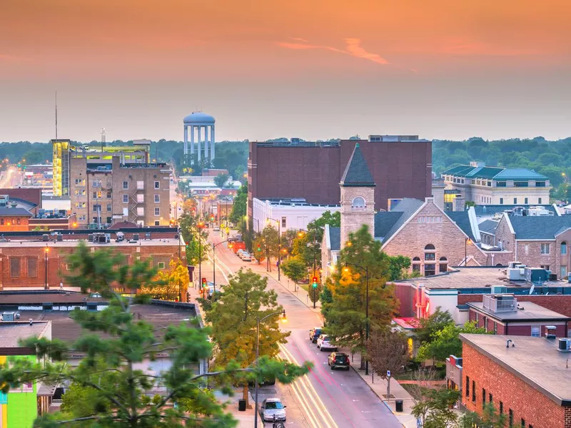 Columbia, Missouri, USA downtown city skyline