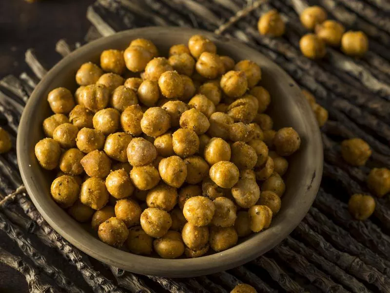 Roasted chickpeas