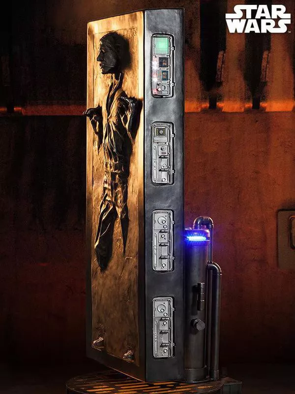 Han Solo in Carbonite