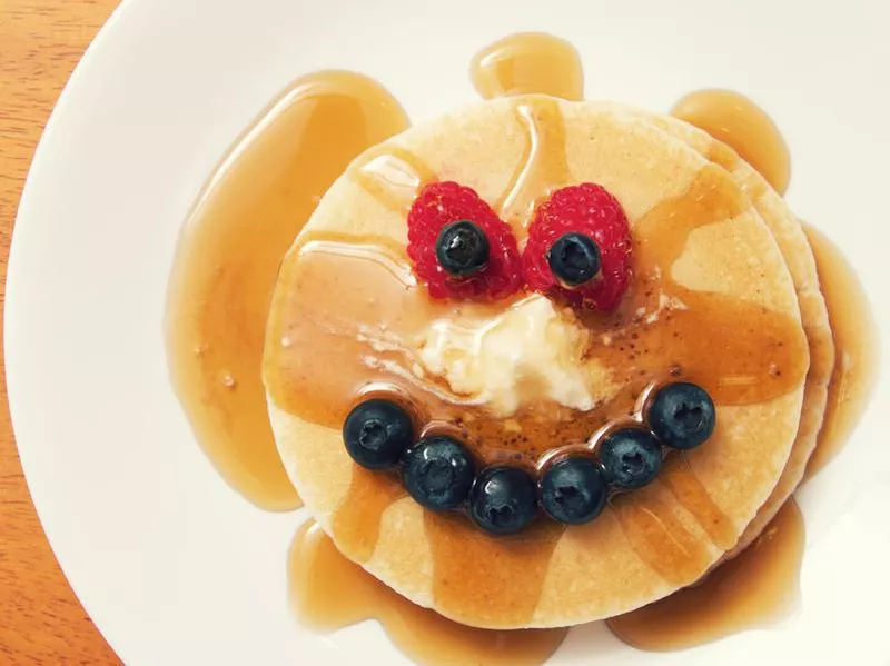 happy face pancakes