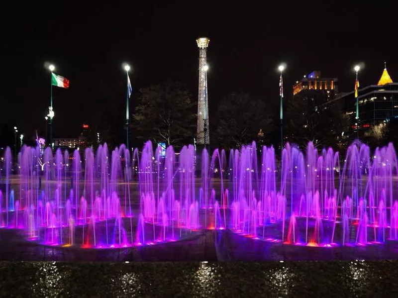 Fountain of Rings park