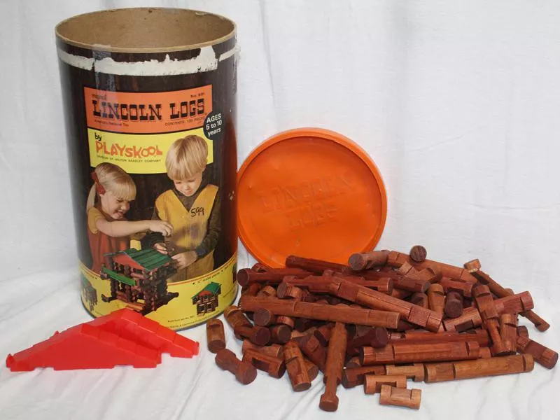 Lincoln Logs