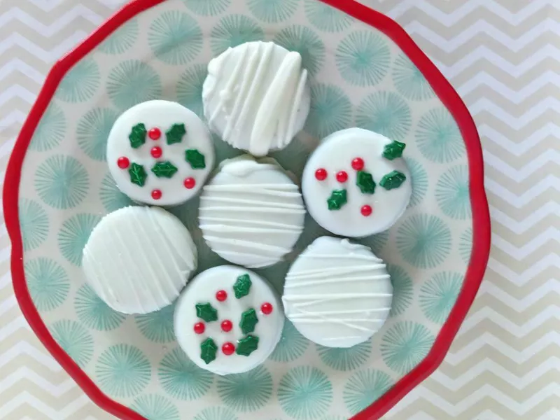 White chocolate oreos