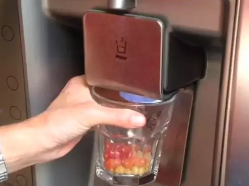 Ice Dispenser