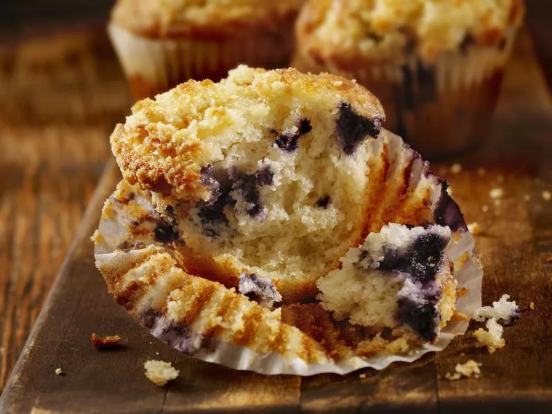 blueberry muffin