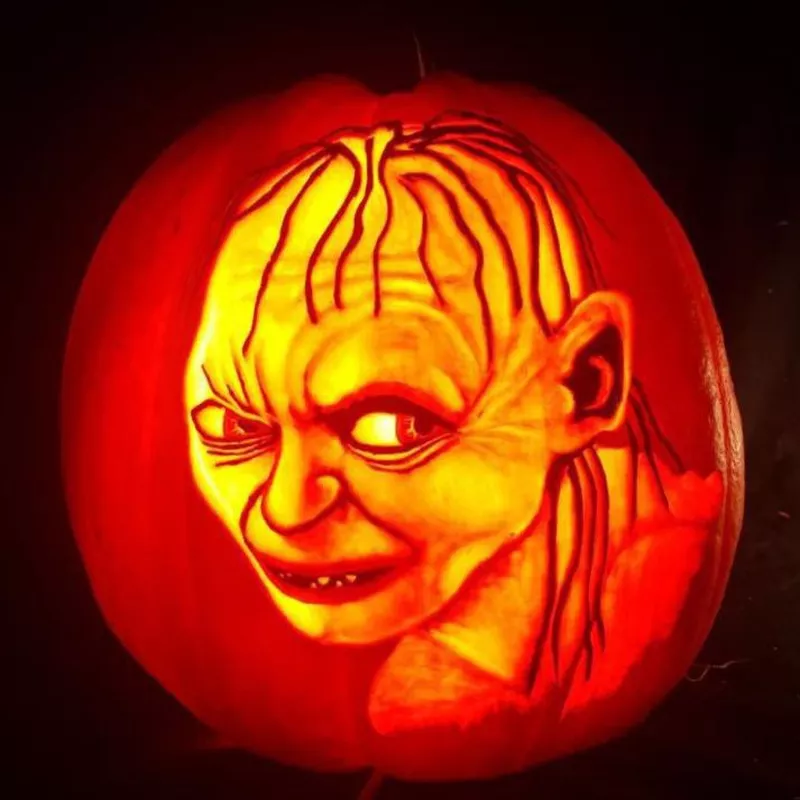 Gollum jack-o’-lantern