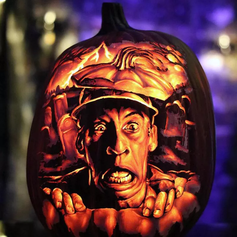 Realistic Ernest jack-o'-lantern