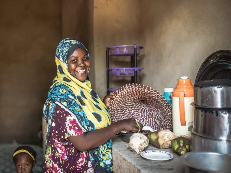 African family eating healthy food together