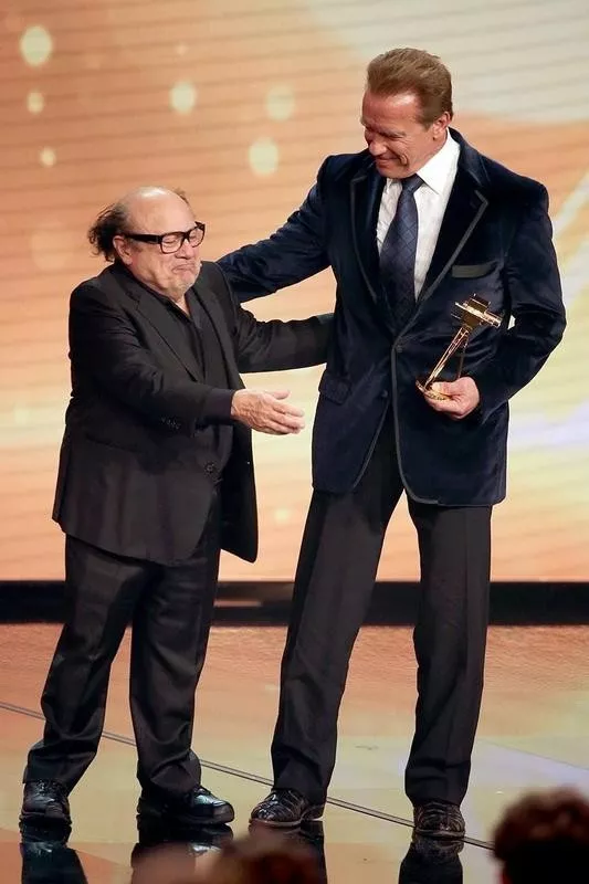 Danny DeVito and Arnold Schwarzenegger